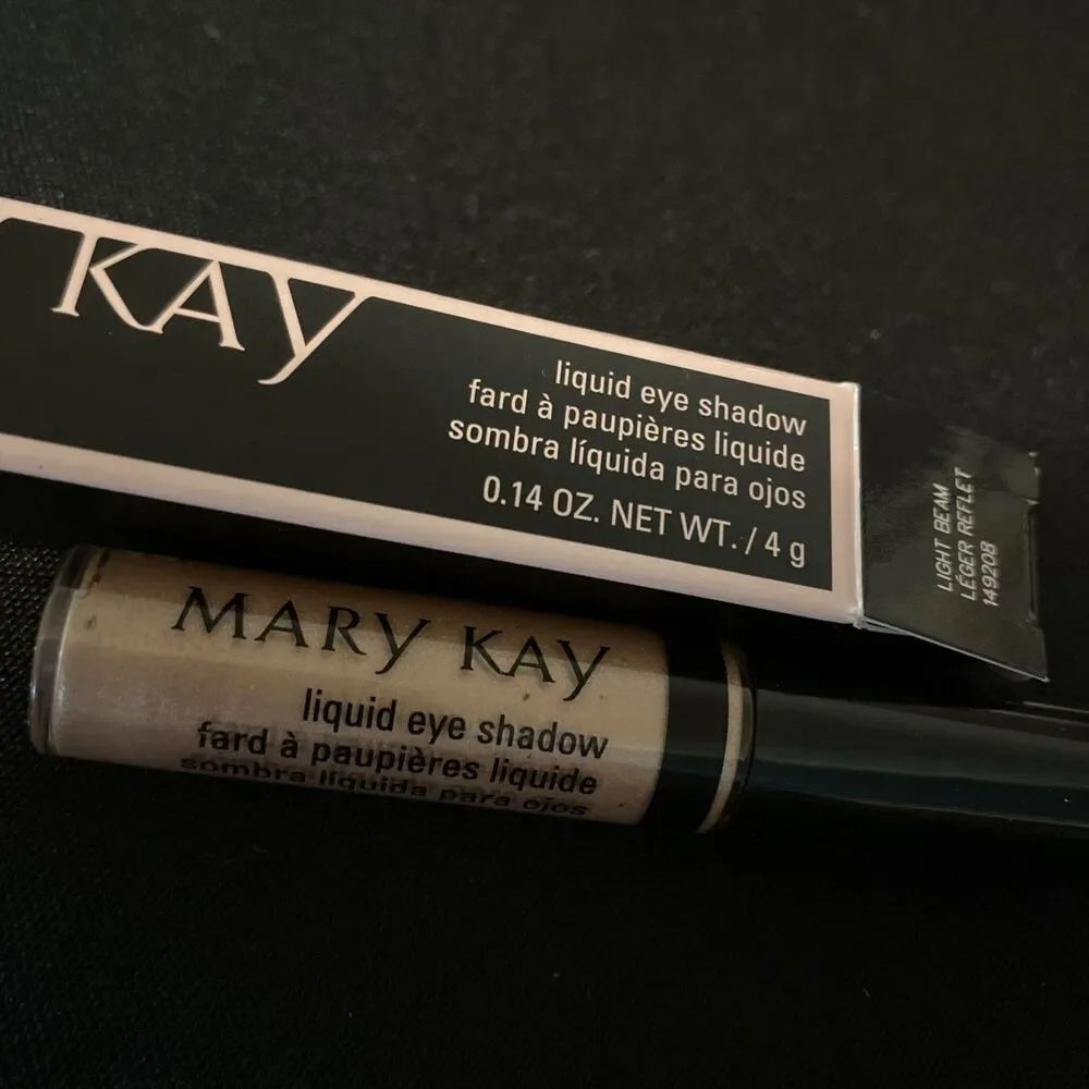 Mary Kay Liquid Eye Shadow Light Beam